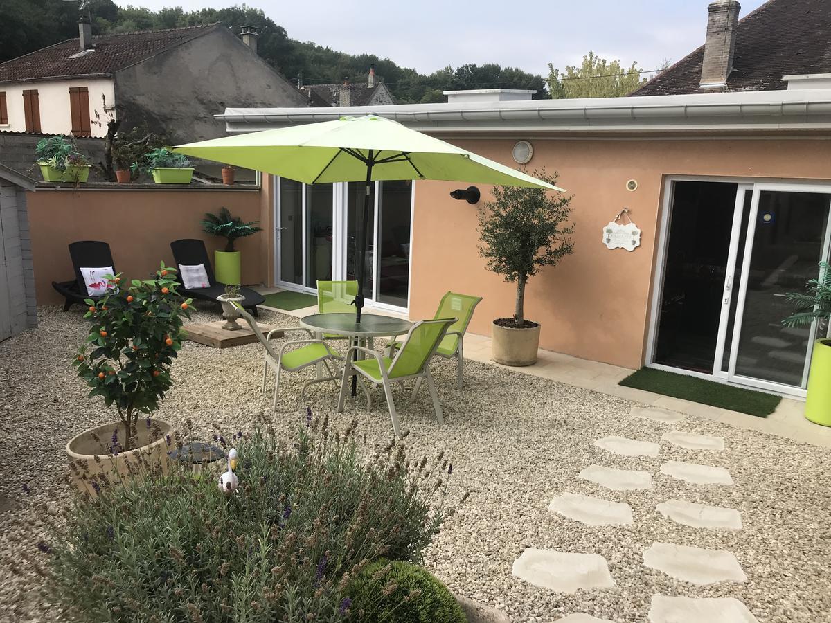 Loft L Atelier De Jacques Pres De Chablis Villa Villy  Exterior photo