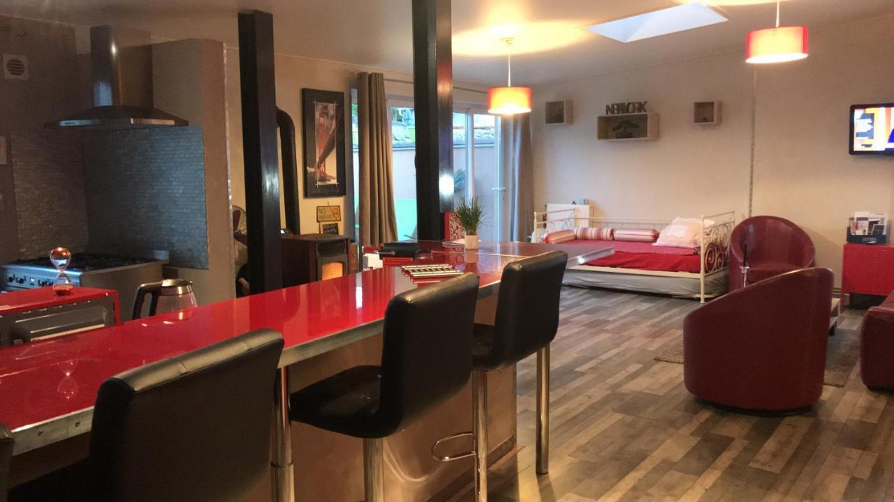 Loft L Atelier De Jacques Pres De Chablis Villa Villy  Exterior photo